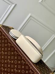 Louis Vuitton Marellini Bag in White M20998 19.0x13.5x6.5cm - 2