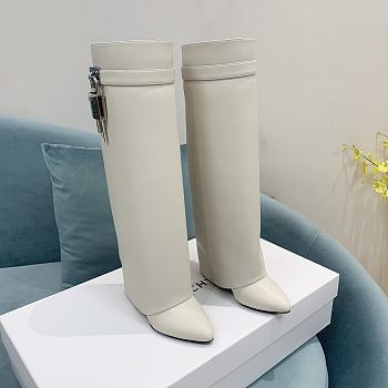 Givenchy 4G Logo Boots in White