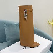 Givenchy 4G Logo Boots in Brown - 4