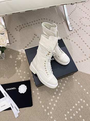 Chanel 22A White Boots HD00780