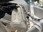 Chanel 23C Mini Shoulder Bag in White 17x14 x7cm - 6