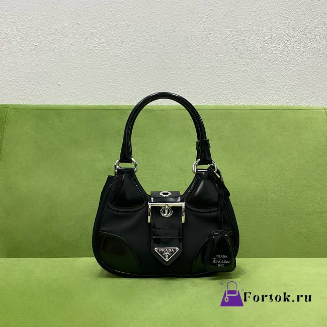 Prada Re-Edition 2002 Moon Bag in Black Re-Nylon 22.5x16x7.5cm - 1