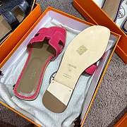 Herme Slippers in Pink - 4