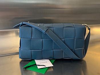 Bottega Veneta Brick Cassette Shoulder Bag in Blue 28x14x10cm