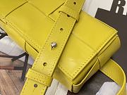 Bottega Veneta The Belt Cassette Bag in Yellow 19.5x6x10.5cm - 5