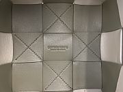 Bottega Veneta Cassette Leather Bucket Bag 18x14x14cm - 2