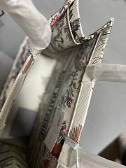 Dior Book Tote Bag Large Ecru Multicolor D’Hiver Embroidery 42x35x18.5cm - 4