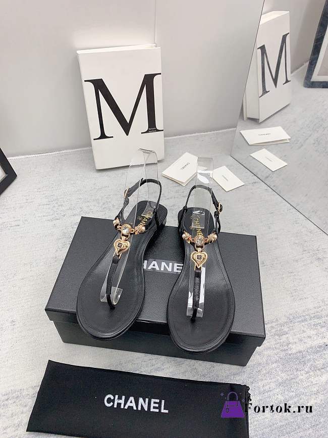 Chanel Sandals In Black For Women - 1