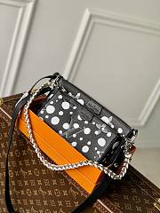Louis Vuitton LV x YK Multi Pochette Accessoires Bag 25 x 14.5 x 4.5 cm - 6