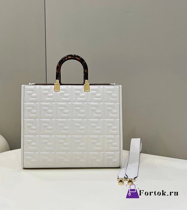 Fendi Embossed Leather Tote Bag in White 37x13.5x32cm - 1