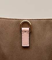 Fendi Embossed Leather Tote Bag in Pink 37x13.5x32cm - 2