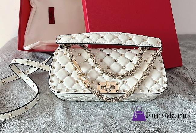 Valentino Garavani Rockstud Spike Quilted Leather Shoulder Bag in White - 1