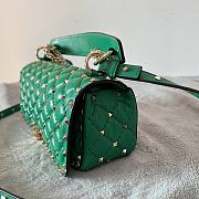 Valentino Garavani Rockstud Spike Quilted Leather Shoulder Bag in Green - 6