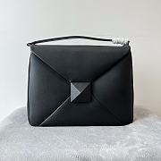 Valentino Garavani One Stud Maxi Hobo Bag in Black 40x30x12cm - 1
