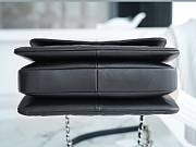 Chanel 22 Trendy CC Embossed Leather Bag 25cm - 4