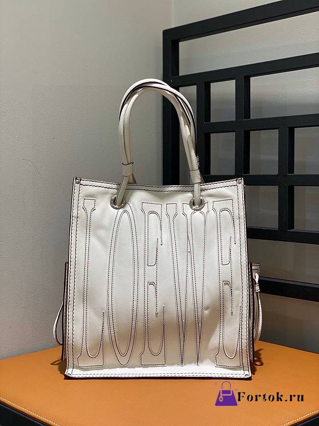 Loewe Leather Shopping Tote Bag in White 30x27x13cm  - 1