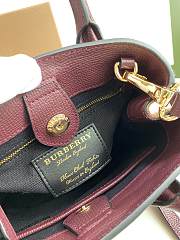 Burberry The Banner Shoulder Bag in Red 22x12x17cm - 5