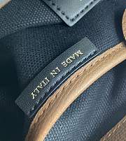 Burberry The Banner Shoulder Bag in Brown 26cm - 2