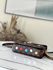 Louis Vuitton x YK Pochette Métis Handbag M46384 25x19x7cm - 2