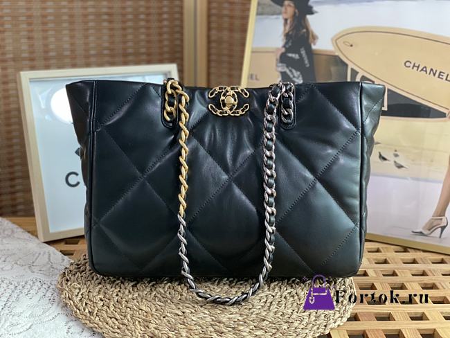 Chanel 22B Hobo Tote Bag in Black A3660 41x24x10.5cm - 1