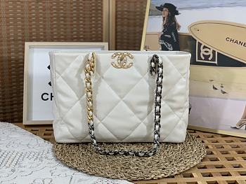 Chanel 22B Hobo Tote Bag in White A3660 41x24x10.5cm