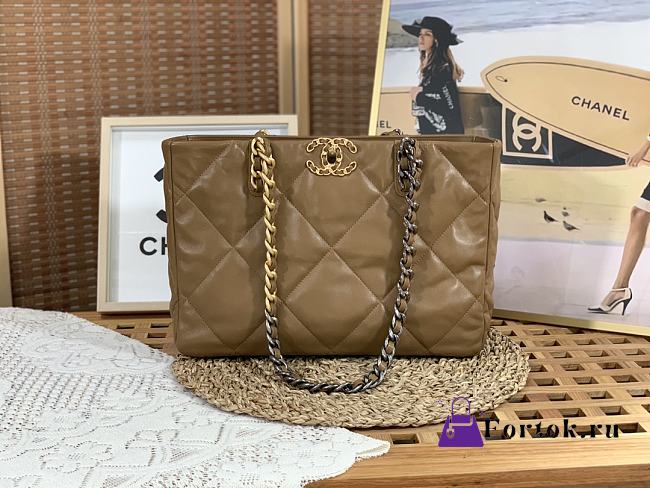 Chanel 22B Hobo Tote Bag in Brown A3660 41x24x10.5cm - 1
