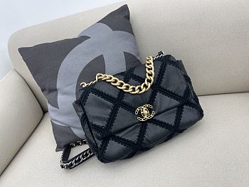 Chanel Crochet Calfskin Quilted Chain Bag in Black 26cm