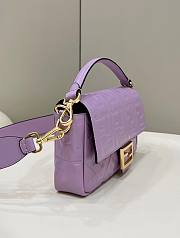 Fendi Baguette FF Logo Bag in Pink 26x5x13cm - 3
