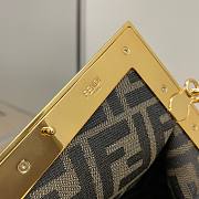Fendi First Shoulder Bag in White 25x9x18cm - 3