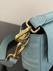 Fendi Baguette FF Logo Bag in Blue 26x13x6cm - 2