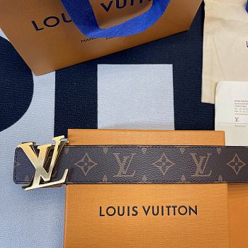 Louis Vuitton 390 Belt