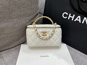 Chanel Vanity Com Corrente White 17x9.5x8cm - 1