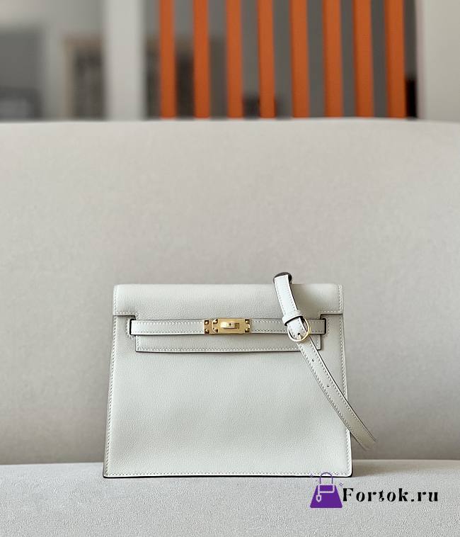 Herme Kelly Dance Swift Leather Bag in White 22x17x7cm - 1