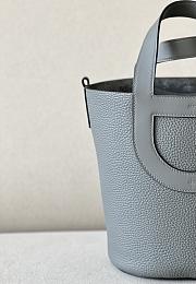 Herme Casual Style Unisex Street Style Plain Leather Party Style 18x12.5x22cm - 4