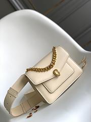 Bvlgari Serpenti Forever Maxi Chain Top Handle Bag in White 20x14x8.5cm - 1