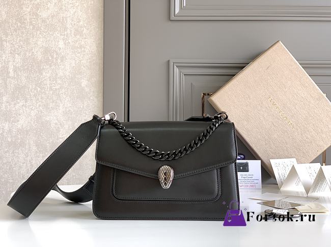 Bvlgari Serpenti Forever Maxi Chain Top Handle Bag in Black 25x17x8cm - 1