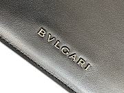 Bvlgari Serpenti Forever Maxi Chain Top Handle Bag in Black 25x17x8cm - 4