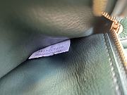 Bottega Veneta Padded Cassette Leather Shoulder Bag in Green 26x18x8cm - 6
