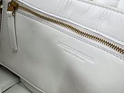 Bottega Veneta Padded Cassette Leather Shoulder Bag in White 26x18x8cm - 6