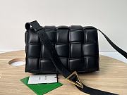 Bottega Veneta Padded Cassette Leather Shoulder Bag in Black 26x18x8cm - 1