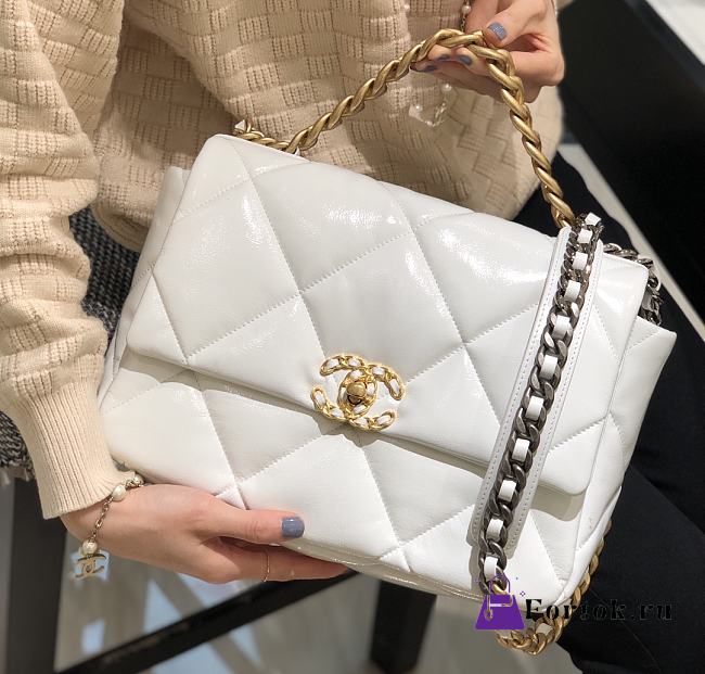 Chanel 19 Flap Bag White Goatskin 30cm - 1