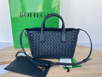 Bottega Veneta Mini Cabat Black Bag 709464 Bag 20x15x12cm