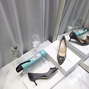 Manolo Blahnik Grey High Heels Diamond Buckle - 2