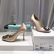 Manolo Blahnik Beige High Heels Diamond Buckle - 6