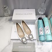 Manolo Blahnik White High Heels Diamond Buckle - 4