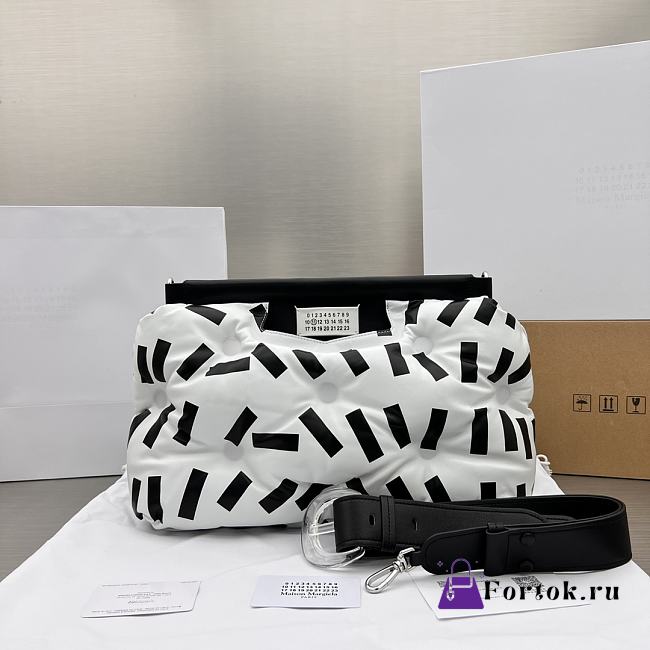 Maison Margiela Glam Slam Cloud Shoulder Bag 40x29x16cm - 1