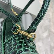 Balenciaga Hourglass Embossed Tote Bag in Green 23x10x14cm - 2
