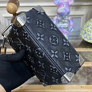 Louis Vuitton Mini Soft Trunk Handbag in Black 21368 18.5x13x8cm - 4