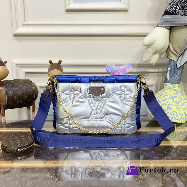 Louis Vuitton Maxi Multi Pochette Accessoires Handbag in Silver/Blue M58980 24x13.5x4cm - 1