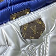 Louis Vuitton Maxi Multi Pochette Accessoires Handbag in Silver/Blue M58980 24x13.5x4cm - 6